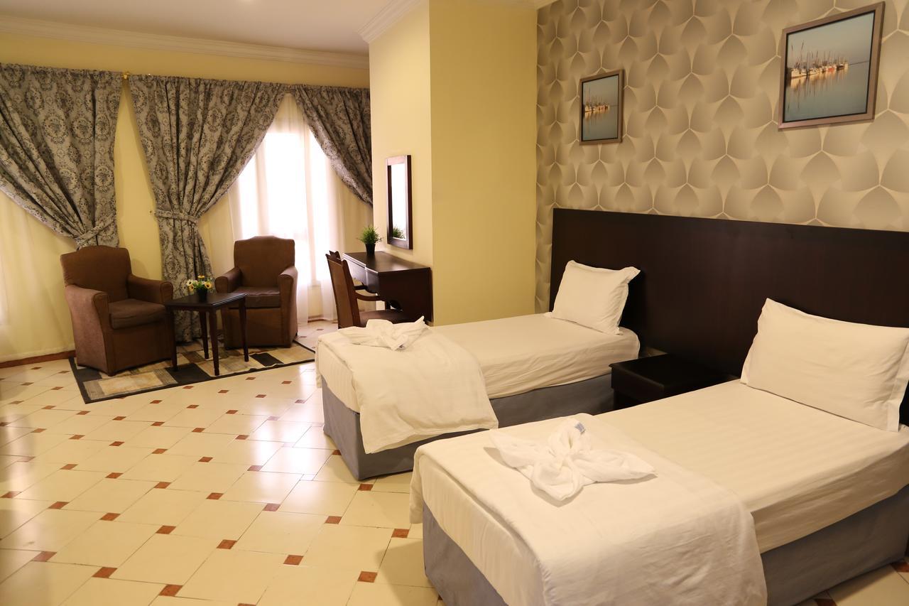 Thrawat Dar Al Khalil Al Rushad Hotel Mecca Exterior photo